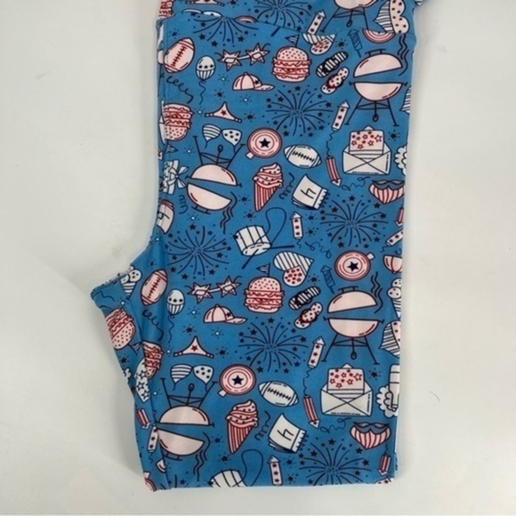 5/$25 SALE LULAROE BBQ football 4th of July leggings TC - Picture 1 of 2
